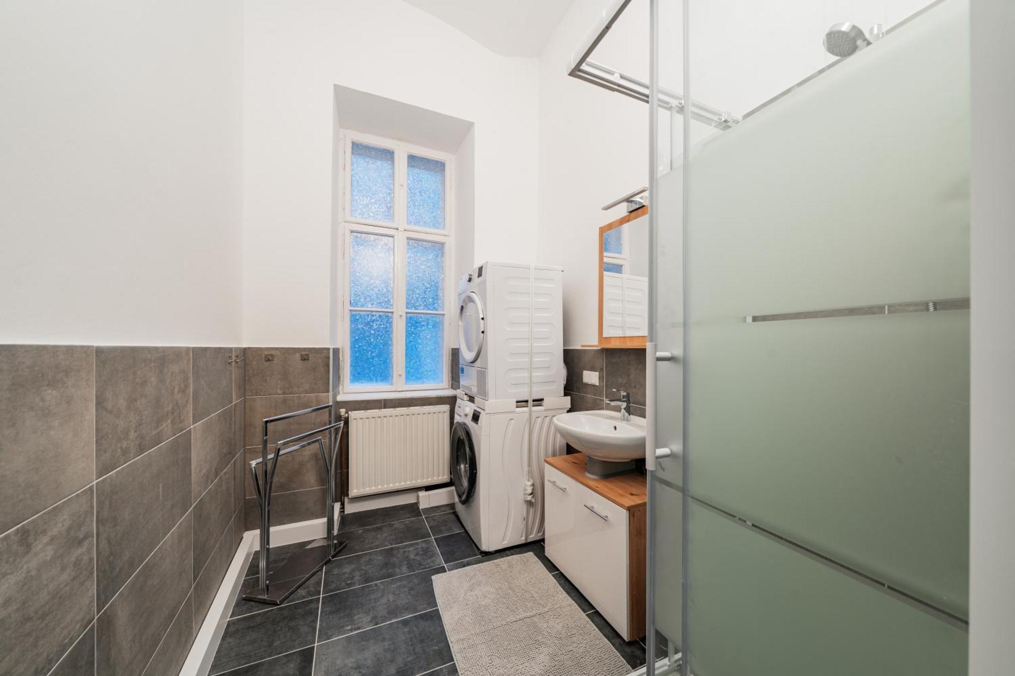 3 Bedrooms - 74Sqm - 10 Min. Inner City Wina Bagian luar foto